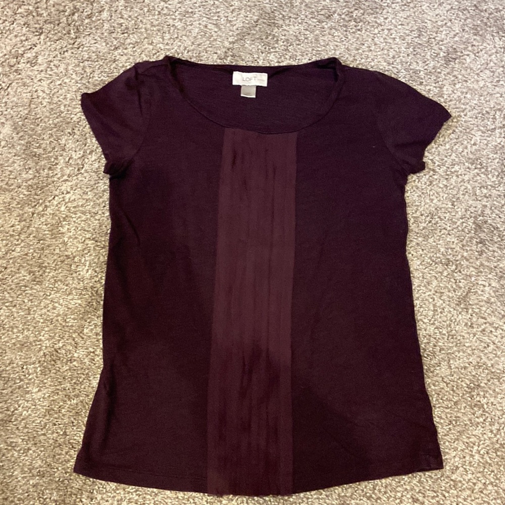 Loft maroon T-shirt